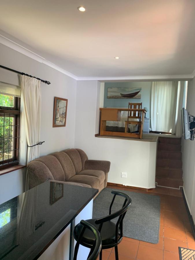 Aberdour Guesthouse Port Elizabeth Exterior photo